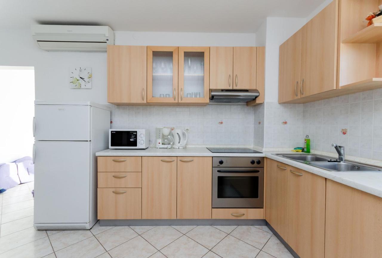 Apartments Marija P 洛帕 外观 照片