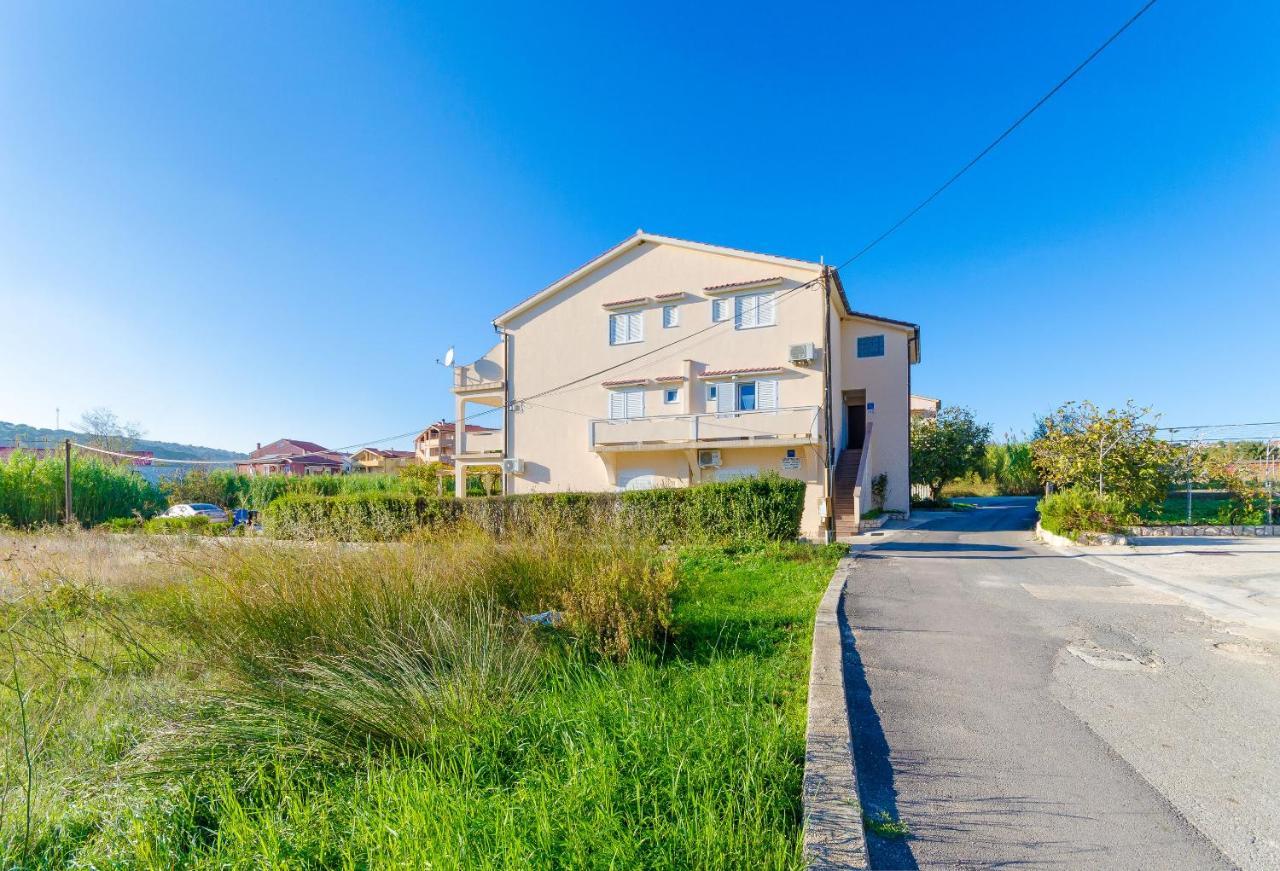 Apartments Marija P 洛帕 外观 照片