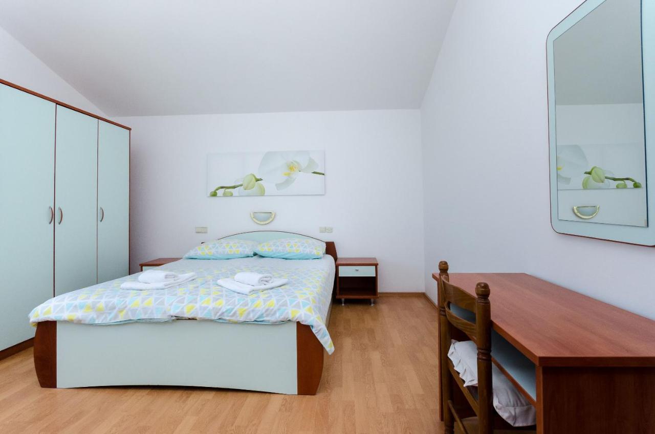 Apartments Marija P 洛帕 外观 照片